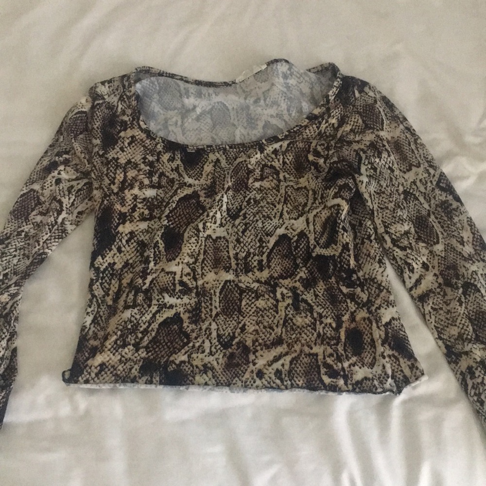 Cropped long sleeve